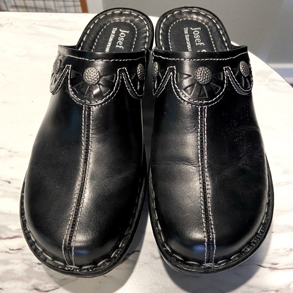 Josef Seibel Black Clog US 7 UK 37